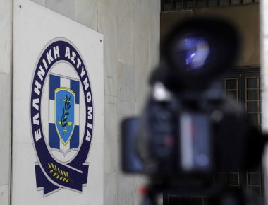Σήμερα πραγματοποιήθηκε το τρισάγιο για το θύμα της τρομοκρατίας ταξίαρχο Γ.Βασιλάκη (φωτό)